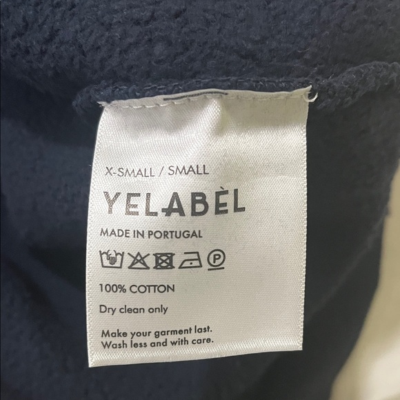 Unisex  Navy Blue Sweater - Picture 4 of 4